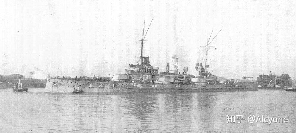 之后莱茵兰号作为公海舰队的一员入侵里加湾.