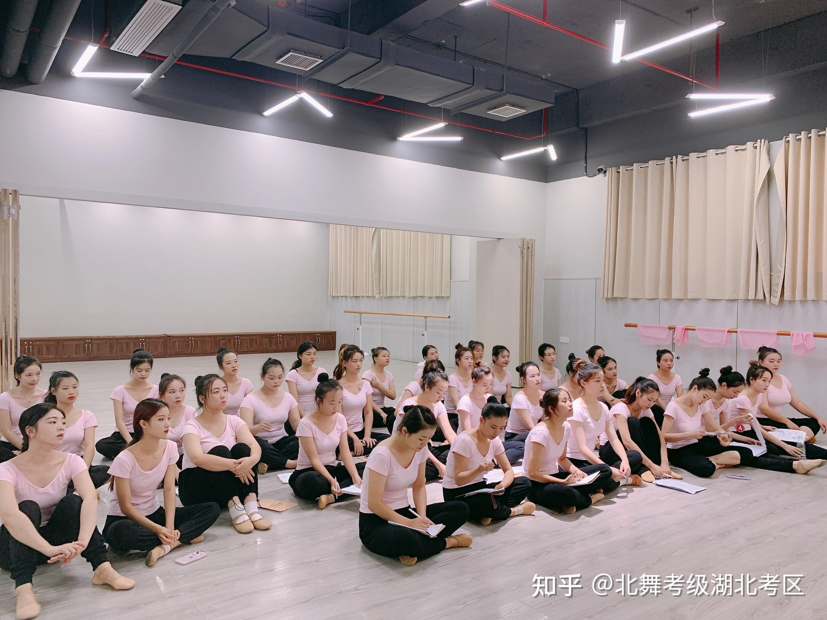 🌈听说北舞是国内舞蹈的圣殿呢 - 知乎