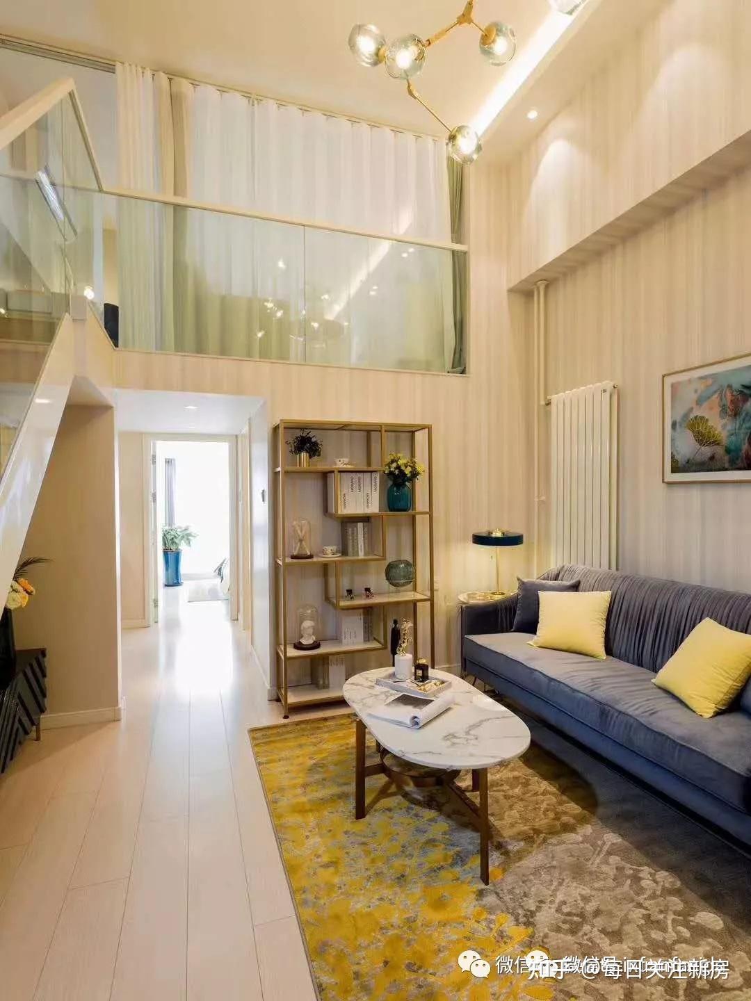 东五环loft 公寓 43平的小户型loft,粉色楼梯少女感爆棚 - 知乎