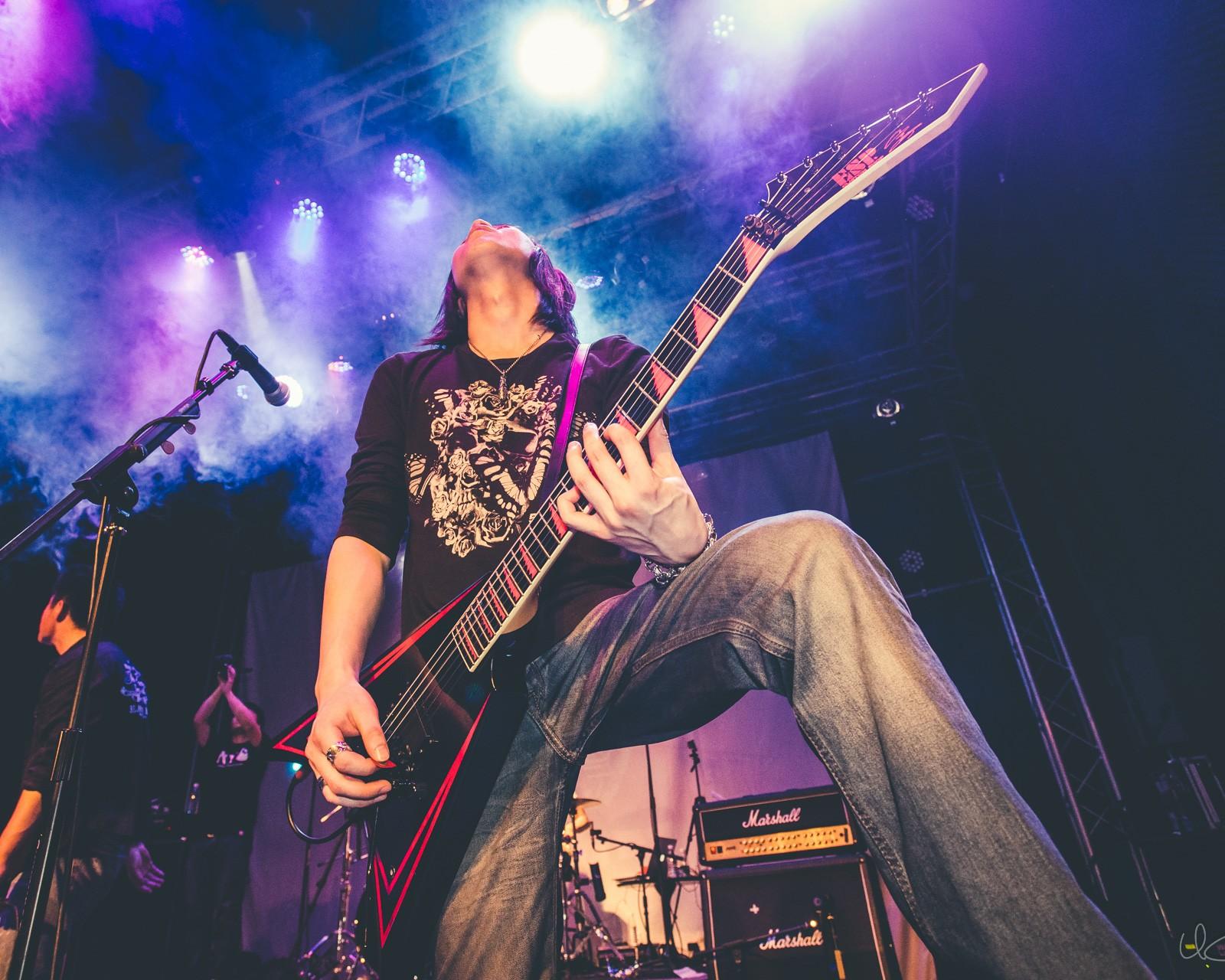 有什么摇滚风格的手机壁纸吗