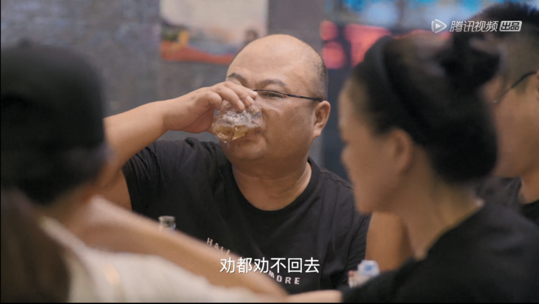 又杀出一部舔屏大片！深夜刷完的我正在暴风哭泣