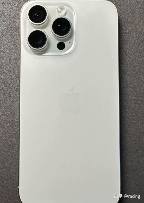 网友7000多买二手iphone15promax称还是苹果更香