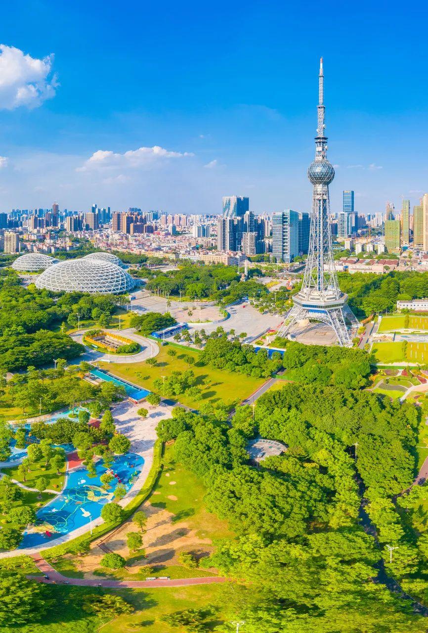 来到佛山,你会看到这里的城市风貌与广州相比,可谓是不分高下.
