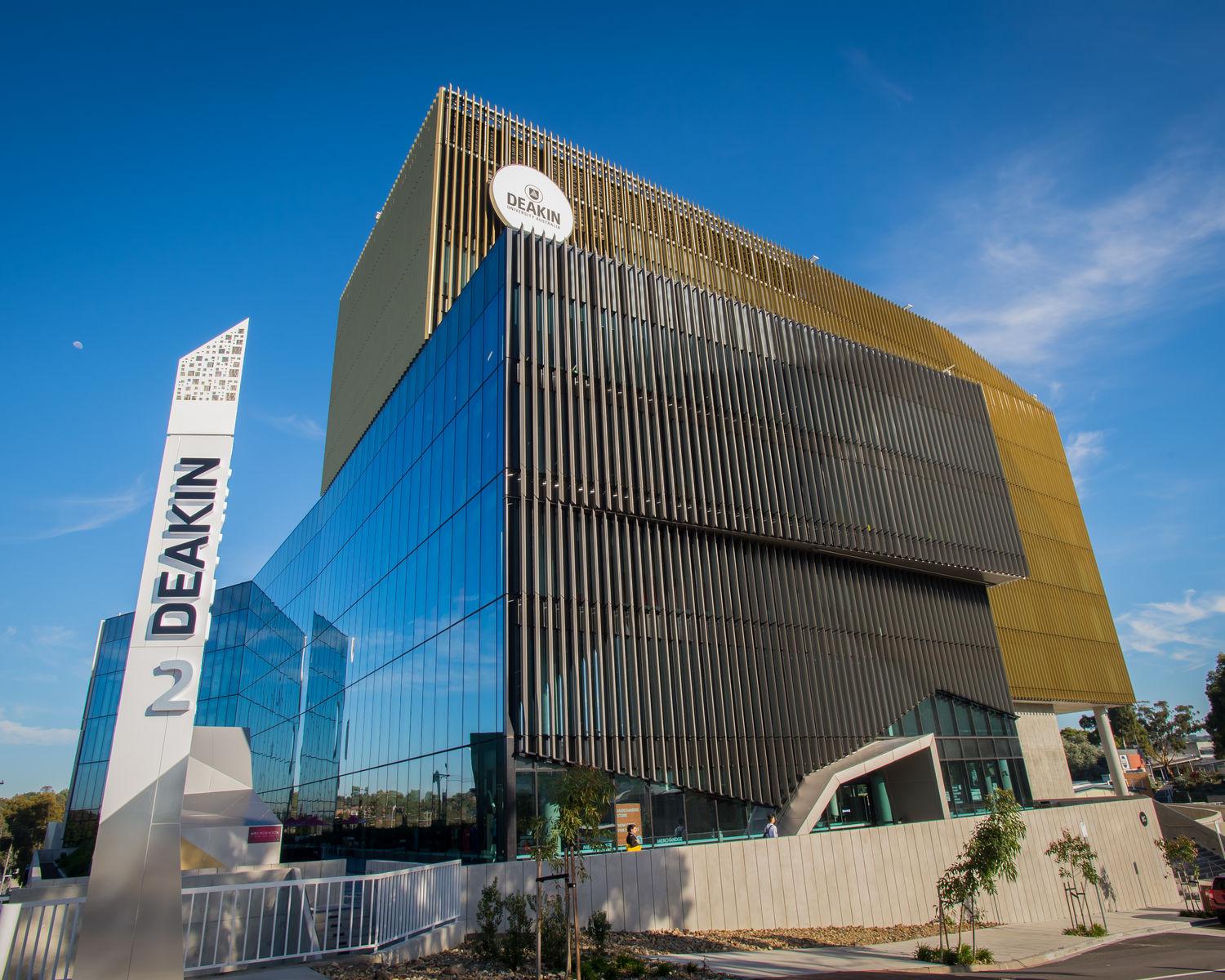 如何参加澳大利亚迪肯大学英语内测考试