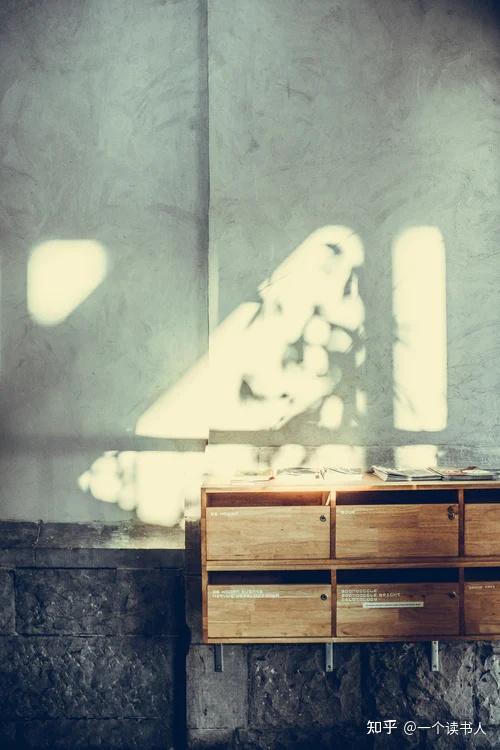 v2-fd6c976843b0adef0eaa954d00b18b9a_r.jpg