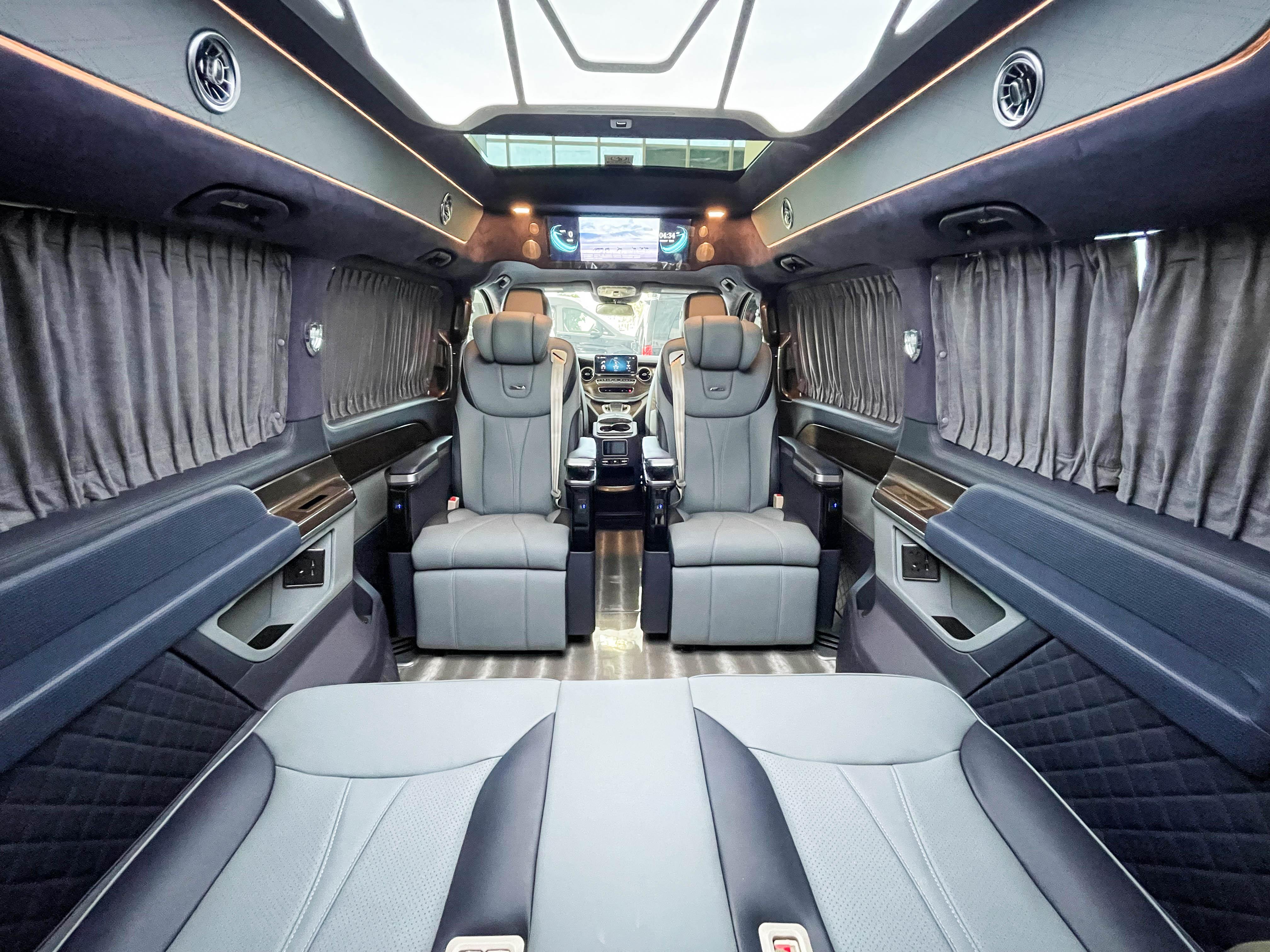 奔驰v260l芭塞萝娜 集商务贵宾,郊游,办公娱乐于一体的高端mpv - 知乎