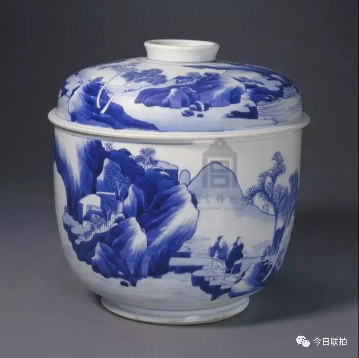 中国古玩　康熙年製 人物　風景　青花　染付　花入　中国美術 清代 明代 清朝期 清康熙青花開光人物故事圖花觚| Chinese Art | 2025 | Sotheby's