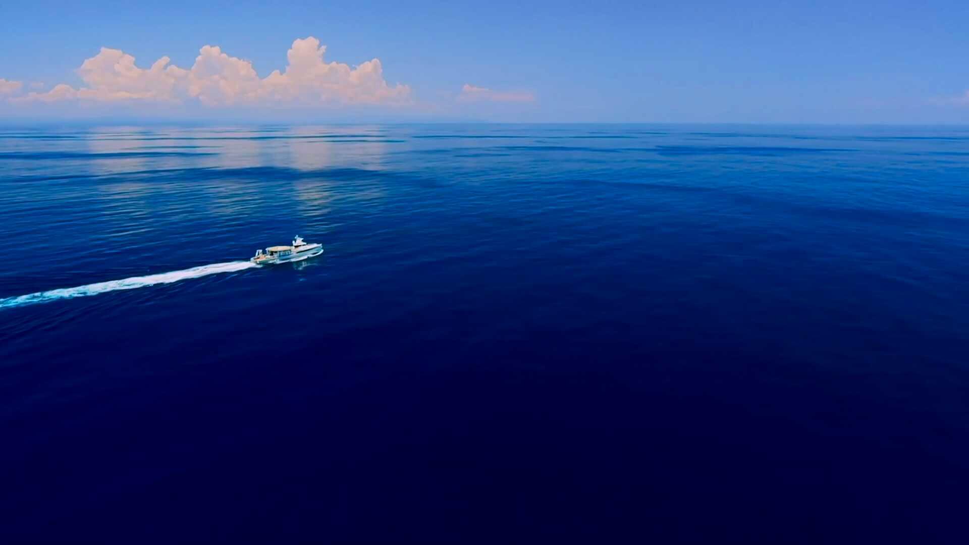 外星人:"bbc~蓝色星球2!