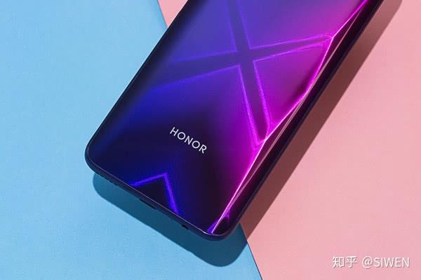 荣耀10x渲染图曝光后置竖排三摄左上单挖孔全面屏