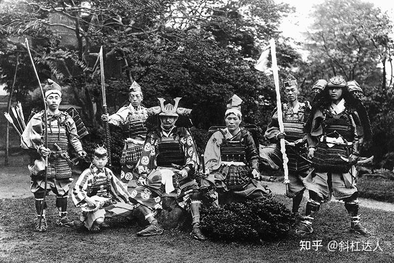 真实的日本武士照片你见过吗？个头不高，眼神却很犀利 - 知乎