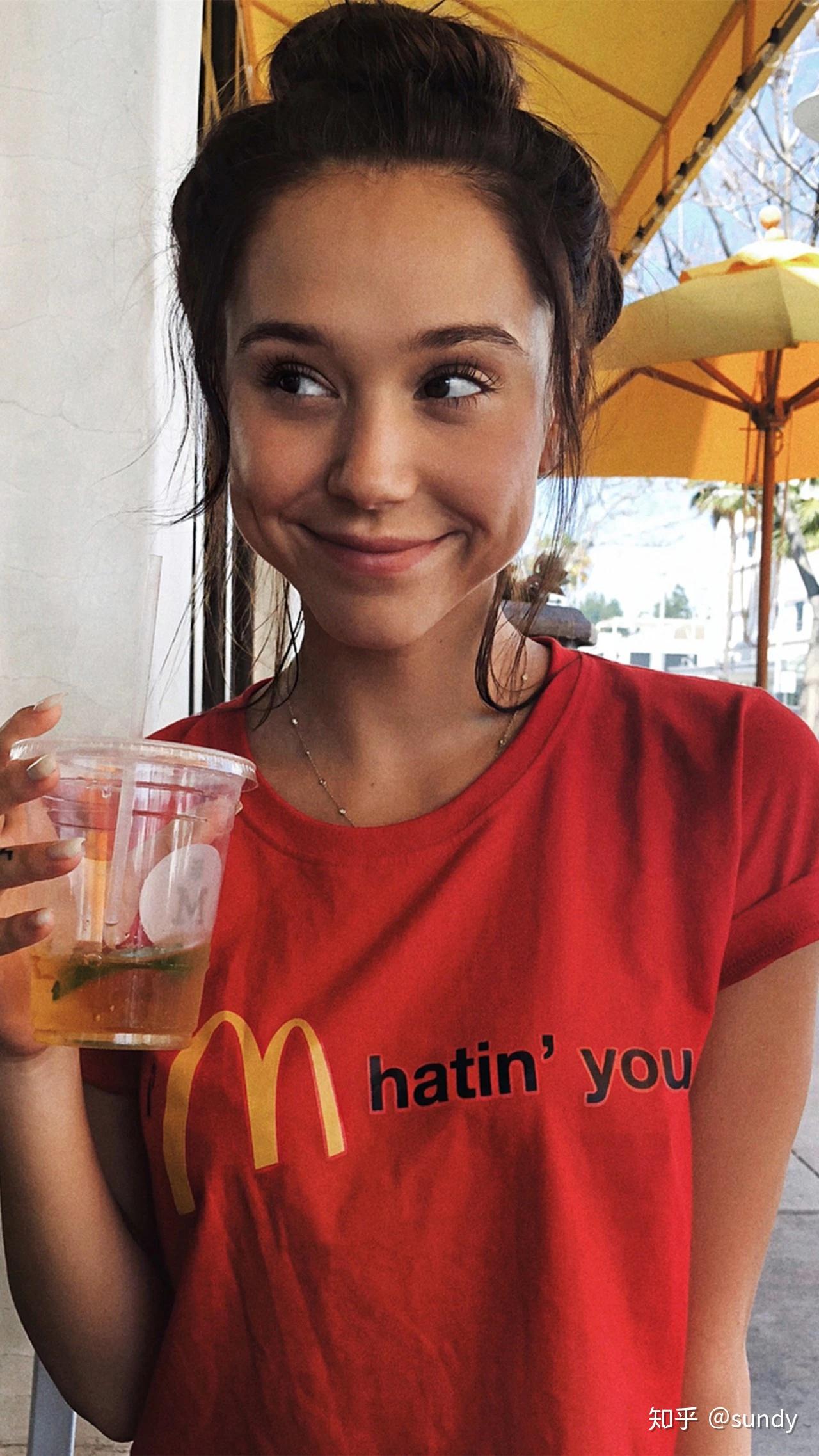 生,长得高且帅,爱运动有追求,在重点大学学医,是