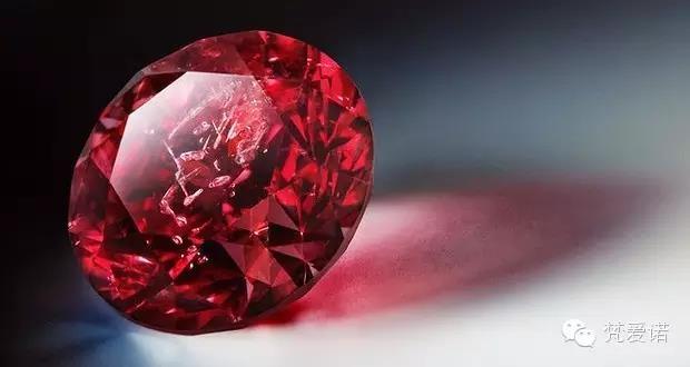血钻是红色钻石吗