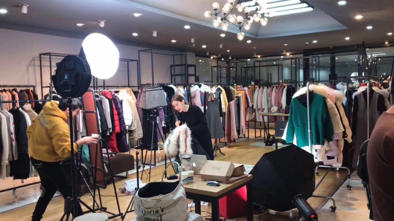 直播间装修,灯光和摄像头解决方案