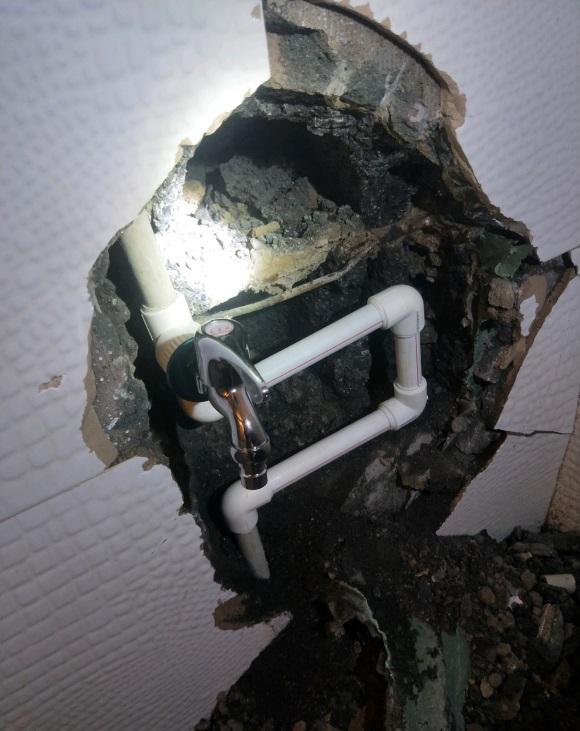 太原附近卫生间水管维修厨房漏水水管维修