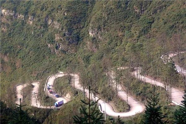 中国最惊险的三大盘山公路，你敢挑战哪一条？