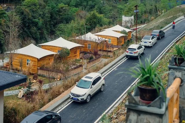 平武豆叩大山小院图片